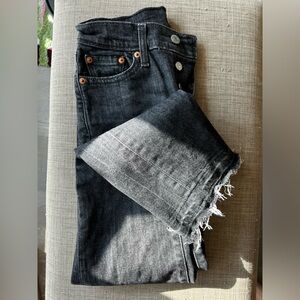 Levi’s High Rise Wedgie - Raw Hem